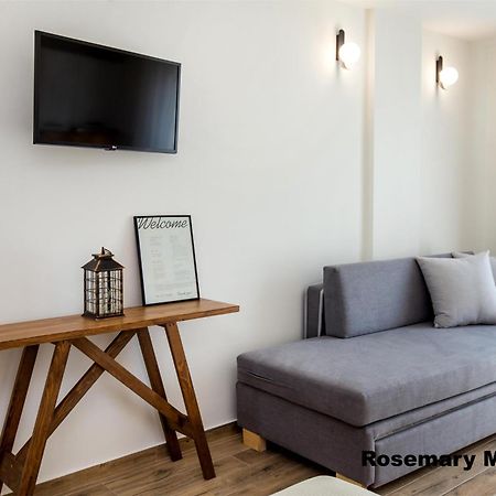 Alla Strada - Micro Suites ลิเมนาเรีย ภายนอก รูปภาพ