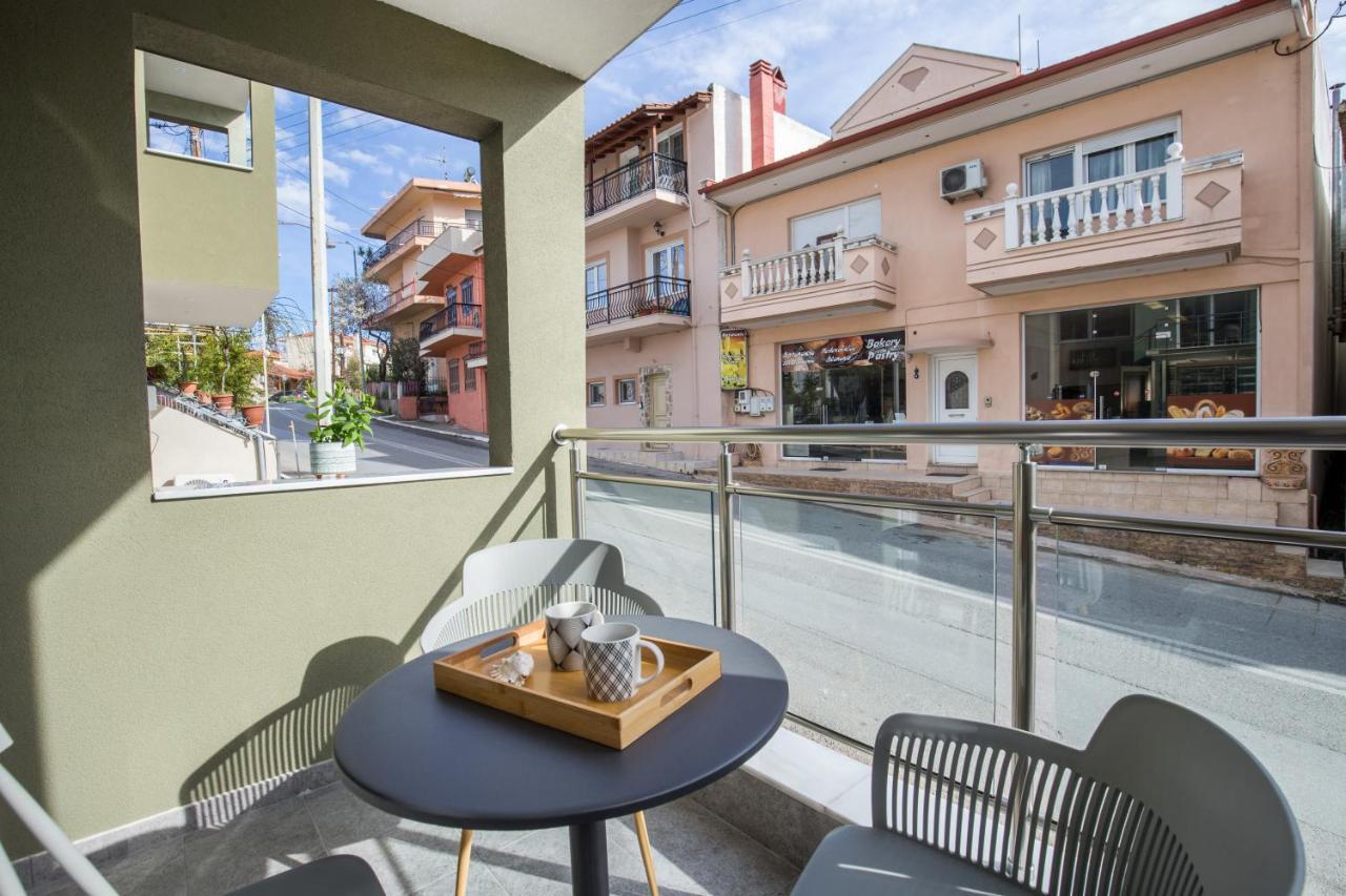 Alla Strada - Micro Suites ลิเมนาเรีย ภายนอก รูปภาพ