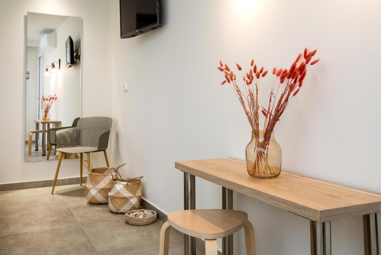 Alla Strada - Micro Suites ลิเมนาเรีย ภายนอก รูปภาพ