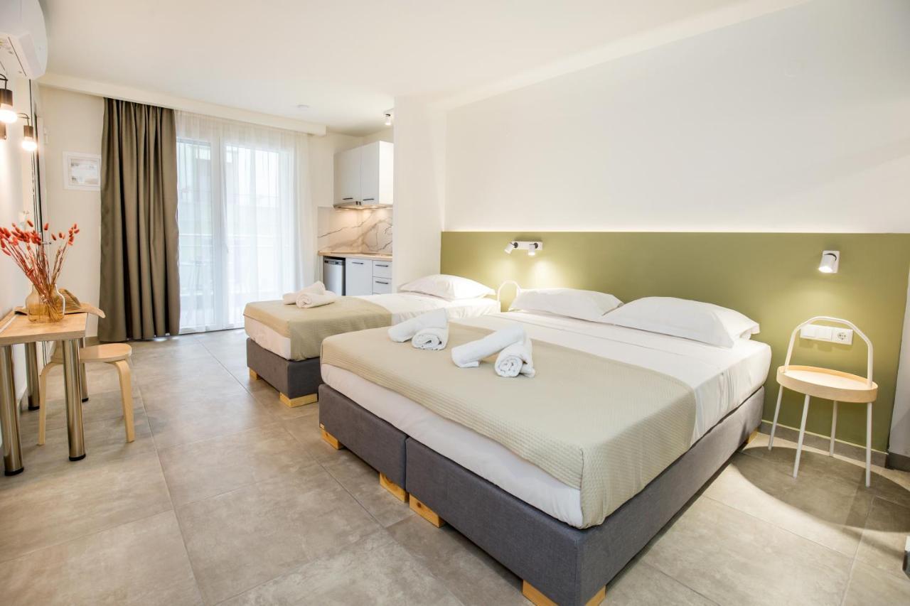 Alla Strada - Micro Suites ลิเมนาเรีย ภายนอก รูปภาพ