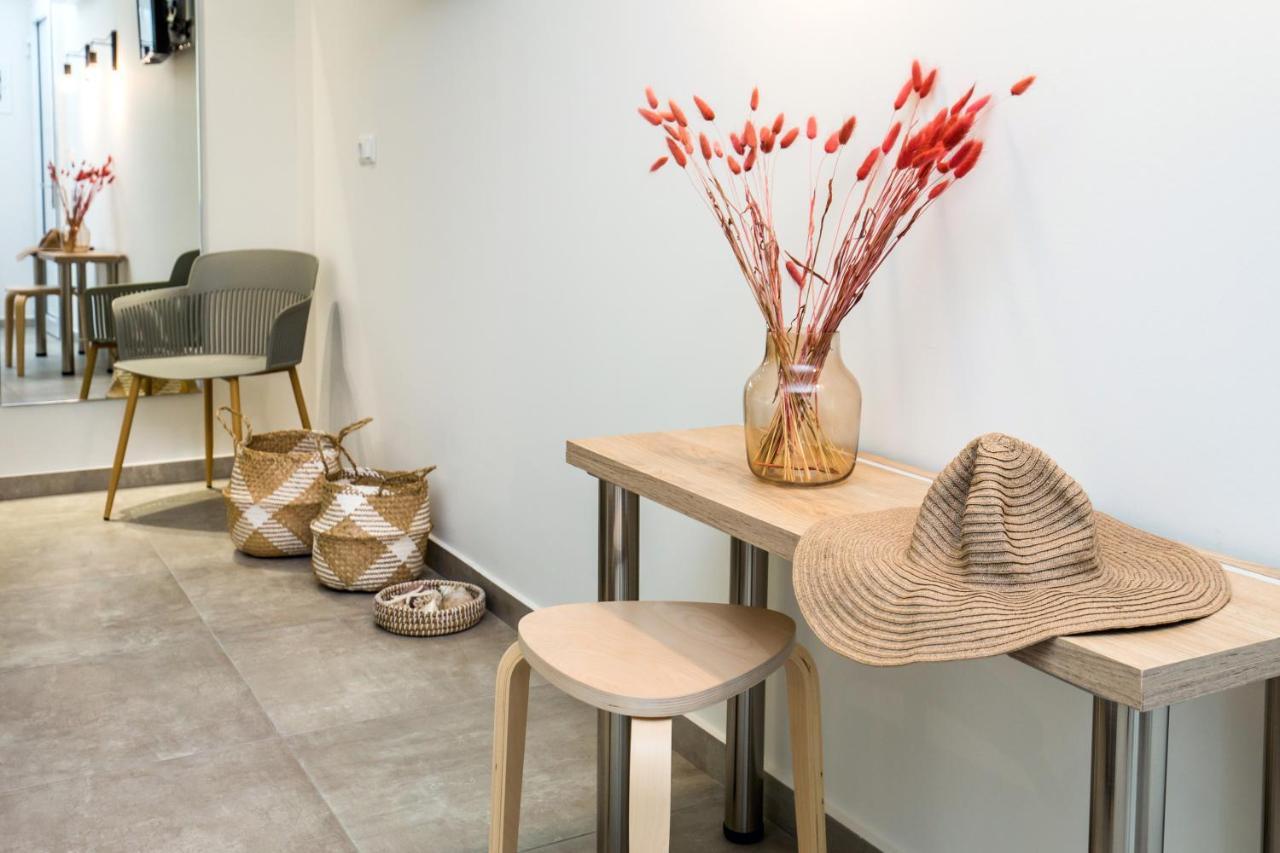 Alla Strada - Micro Suites ลิเมนาเรีย ภายนอก รูปภาพ