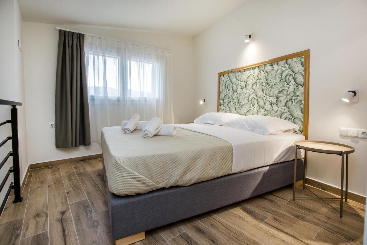 Alla Strada - Micro Suites ลิเมนาเรีย ภายนอก รูปภาพ