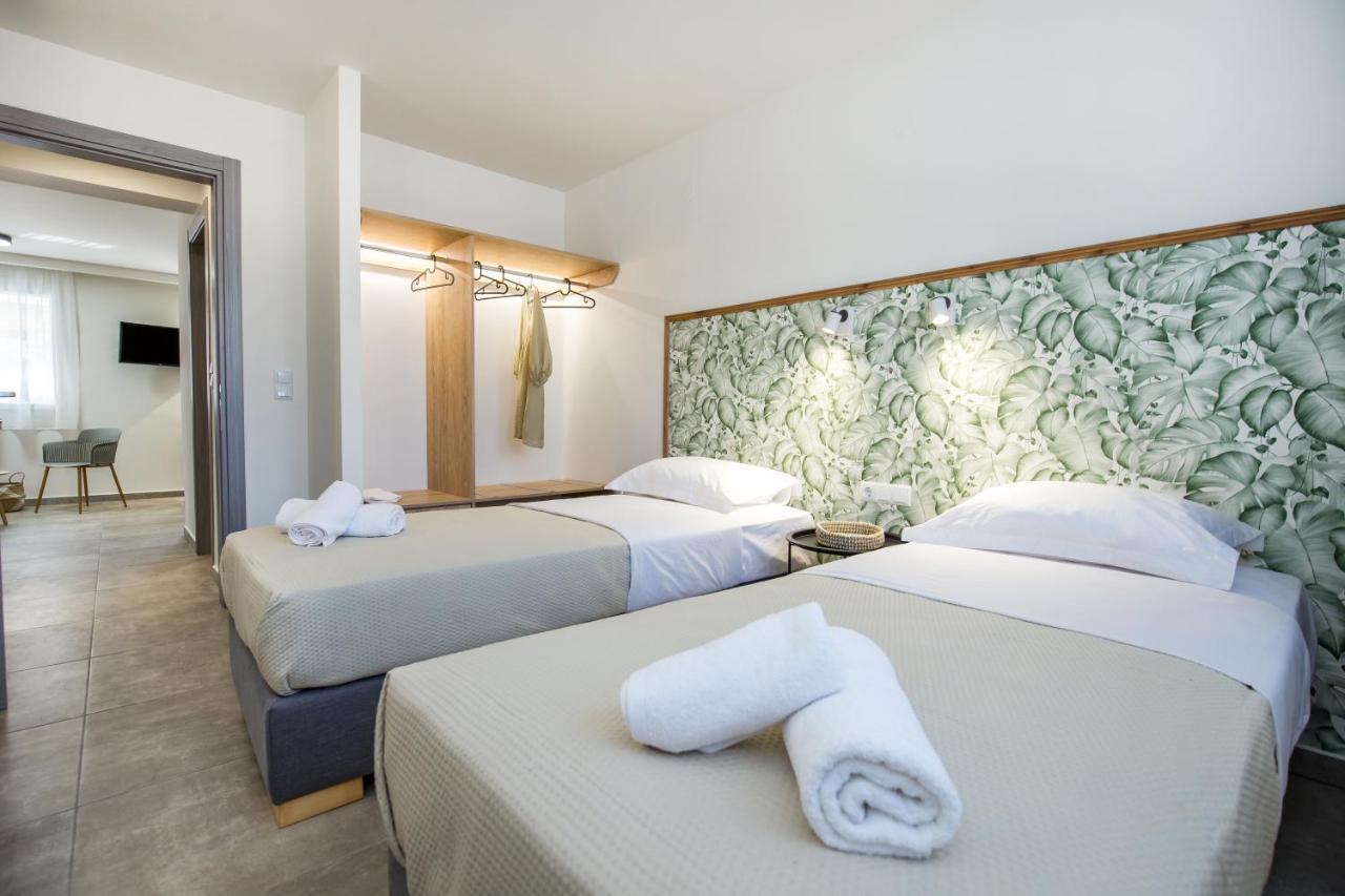 Alla Strada - Micro Suites ลิเมนาเรีย ภายนอก รูปภาพ