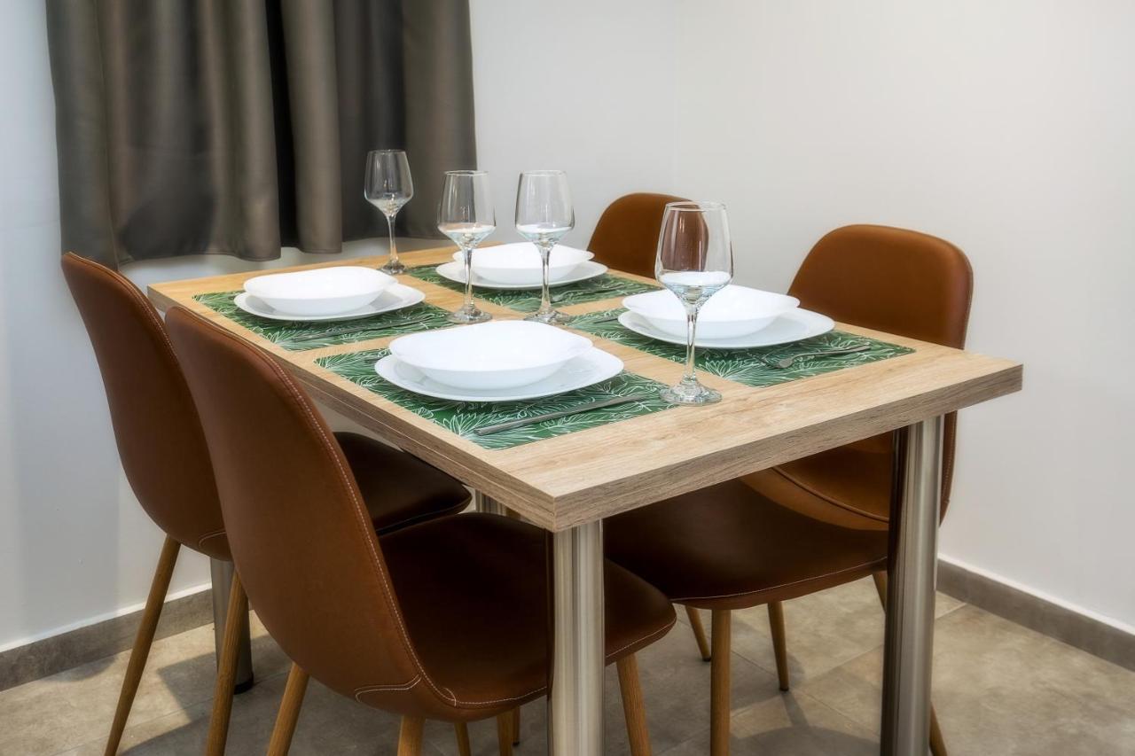Alla Strada - Micro Suites ลิเมนาเรีย ภายนอก รูปภาพ
