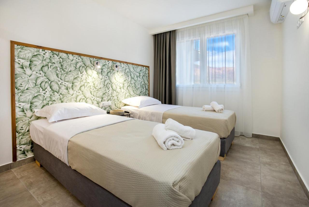 Alla Strada - Micro Suites ลิเมนาเรีย ภายนอก รูปภาพ
